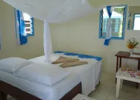 Litia Sini Beach Fales Hotel a 