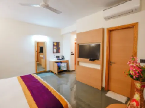 米萊登歐普斯酒店 安朱納海酒店