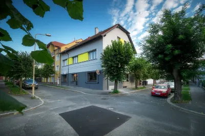 Apartmány U Gigantu Các khách sạn gần Patton Memorial Pilsen