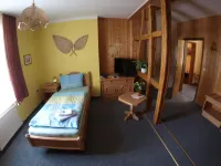 Gasthof Zur Schweiz Hotels in Apolda