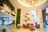 A Royal Suit Hotel - Gym