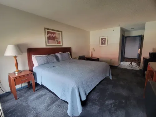 CountrySide Inn - 2-Star