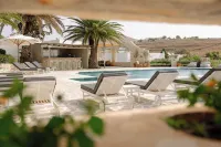 Pnoi Hotel - pantai