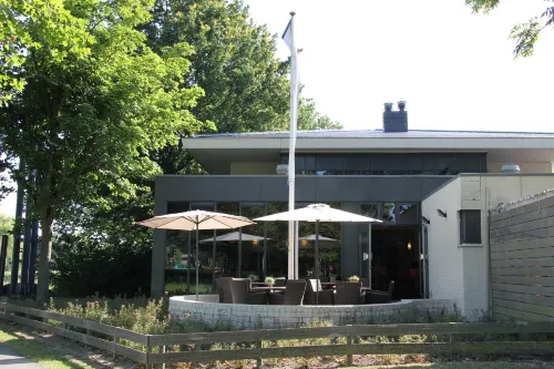 Bastion Hotel Leiden Voorschoten - parking