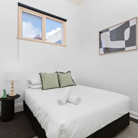 Fitzroy Private Rooms - 132 Nicholson Homestay