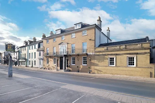 The Kings Arms Hotel Hotels in Winkton