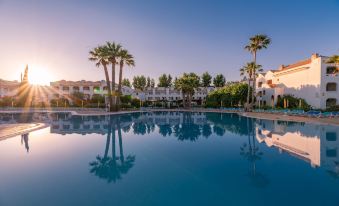 Golden Club Cabanas
