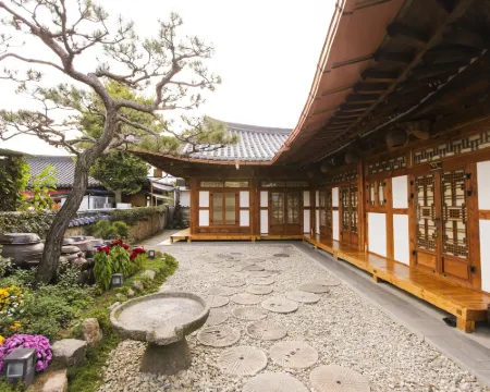 サムロックホン 全州市のホテル