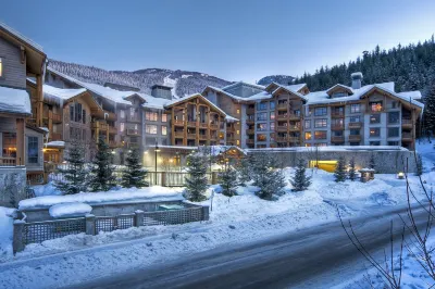 First Tracks Lodge Hotel di Whistler