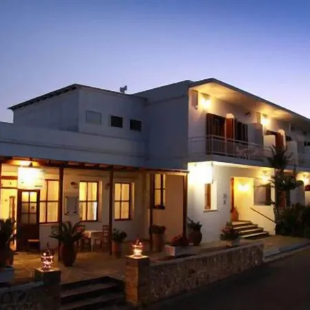 Artemon Hotel