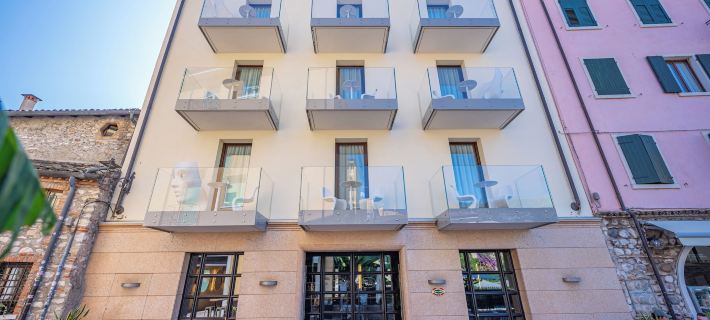 Hotel Miro' Hotels in Garda Town