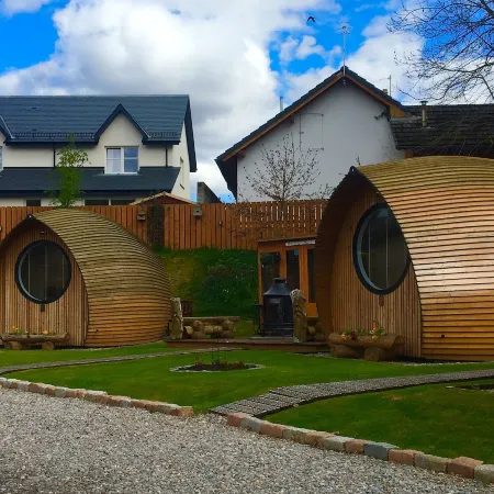Eriskay Guest House and Aviemore Glamping