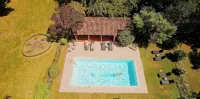 Domaine du Buc, Chambres d'hôtes, Gîte - piscine