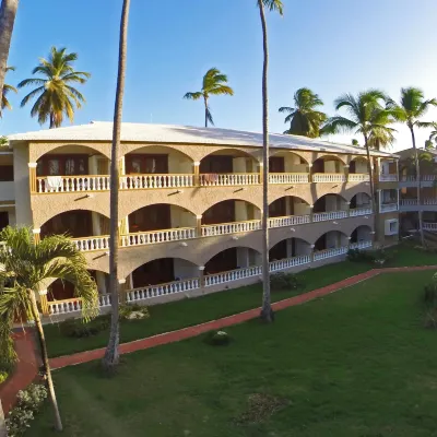 Hotel Cortecito Inn Bavaro Hotels near Playa Catalonia Bavaro