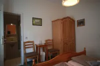 裡希騰海因瀑布餐廳旅館