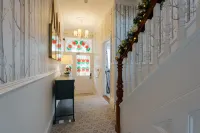 더 클래런스 호텔