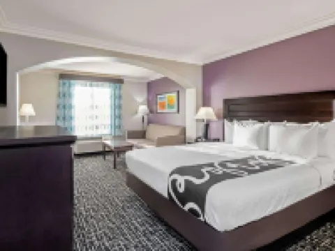 La Quinta Inn & Suites Temecula Hotels in Temecula