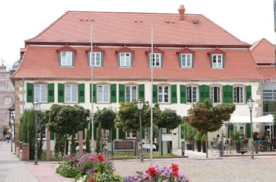 貝根扎伯納城堡酒店