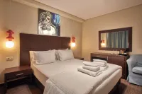 Athens Way Pop Art Hotel