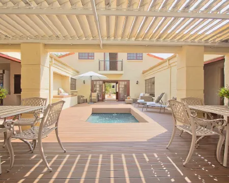 Leopardsong Manor Hotels in Centurion