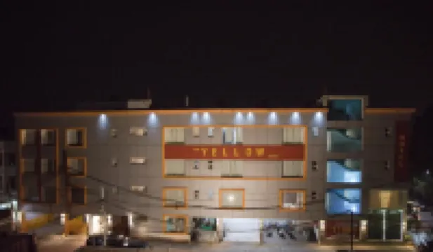 호텔 더 옐로우  호텔