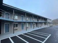 Residency Inn & Studios - parking