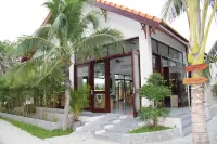GM Doc Let Beach Resort & Spa Hotel a Ninh Hòa