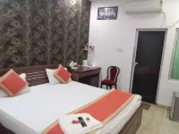 Hotel Shalimar Palace Hotels in Raebareli