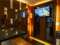 The Greenery Central Suite & Hotel Hotels in San Sai