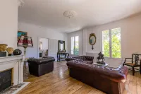 Casa la Palma le 48 Hotels in Coucy-le-Chateau-Auffrique