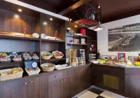 Enzo Hotels Reims Tinqueux - breakfast