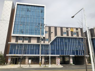 Hotel Exterior Khan Hotel Photo