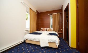 Apelsin Preobrazhenskaya Ploschad' Hotel