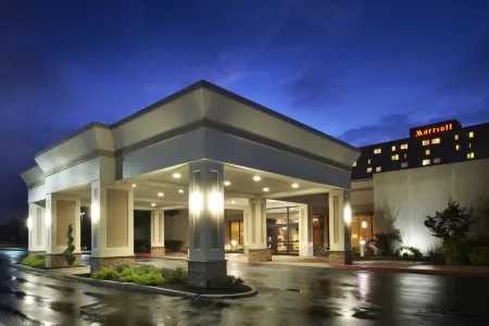 Buffalo Marriott Niagara Отели в г. Амхерст
