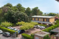 Albergo Battelli " Adults Only" - parking