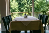 Haus am Wasserfall - breakfast