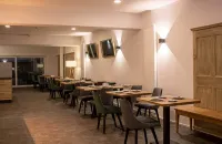 Drexel`s Parkhotel am Schloss Hotels in Munsterhausen