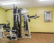 Quality Inn Lockport Hotels in Lockport