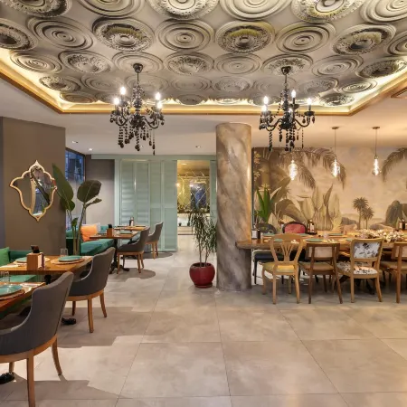 Azuu Boutique Hotel Отели рядом с достопримечательностью «Эски Лара»