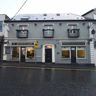 The Eyre Square Townhouse Hotels near Pádraic Ó Conaire Statue (Replica)