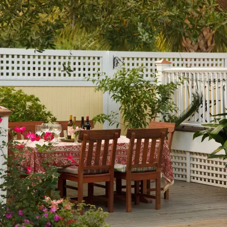 Azalea Inn and Villas