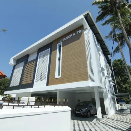 Chandra Inn