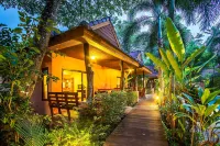Sunda Resort Hotels in Nopparat Thara