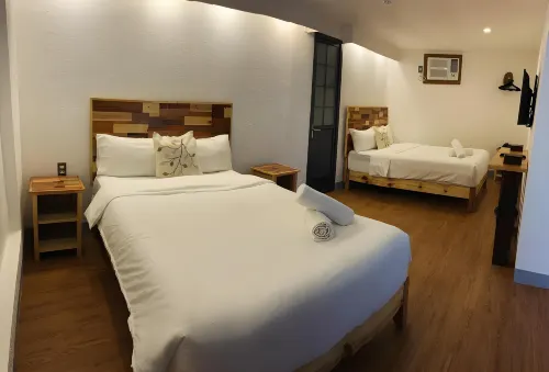 El Puerto Boracay Shore Hotels in Malay