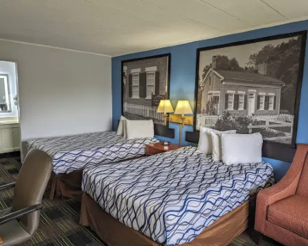 Sprucewood Inn Hotels in Elyria
