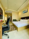 Celestial Manor Hotels in Ahmamau