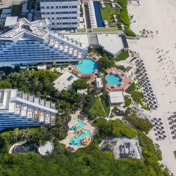 Park Royal Beach Cancun - All Inclusive