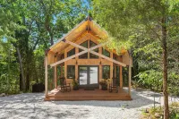 雪松溪 - 在奧扎克斯的豪華露營！