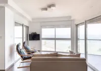 Amazing Sea View 3 BR APT Iconic Tower