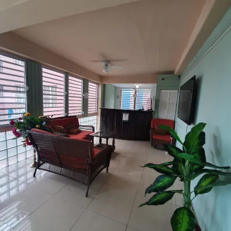 Paradise Suites Hotel